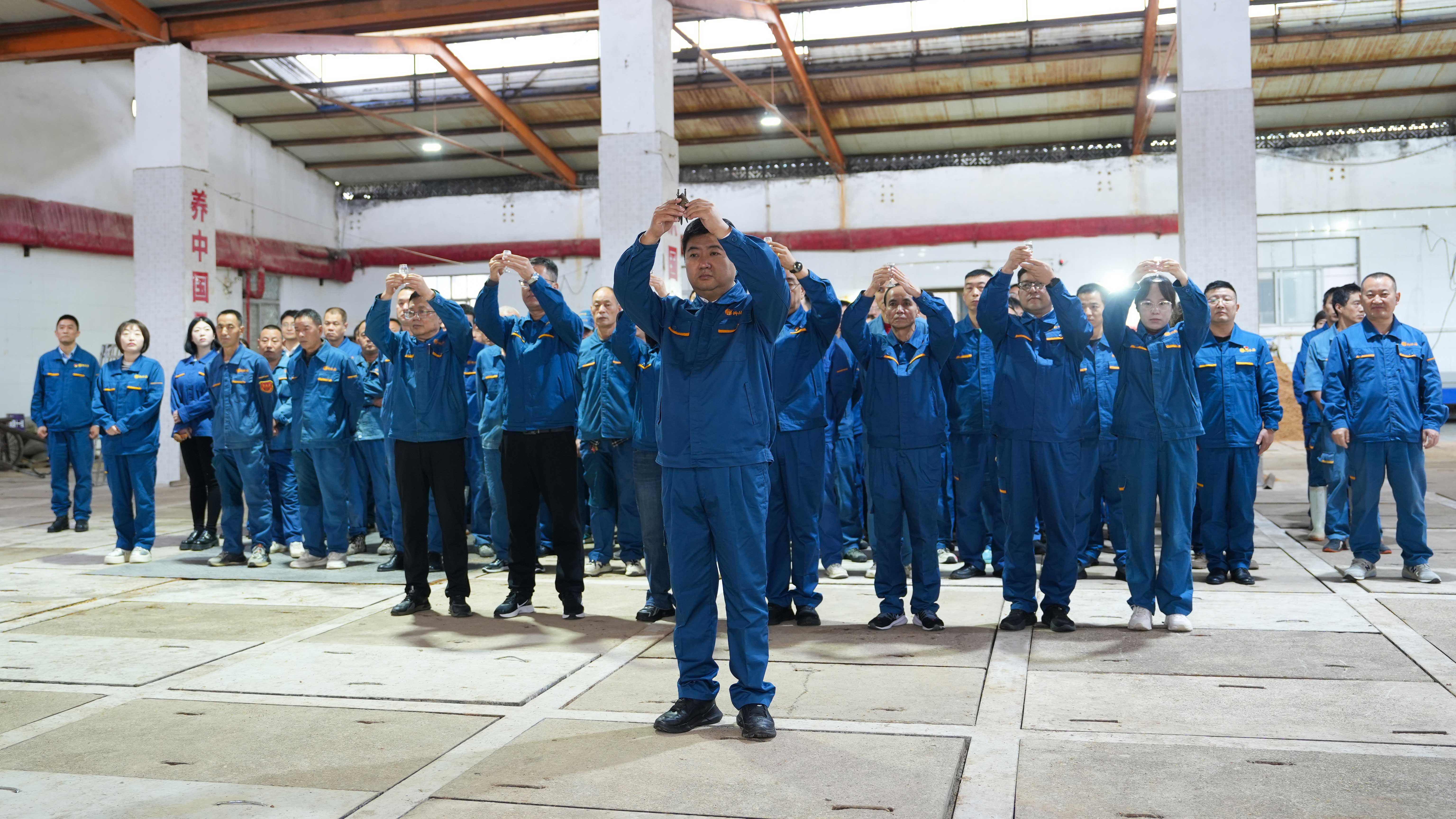 8e0dc19d0548dcabeeb884643012ff81